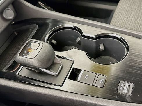 Used 2022 Nissan Rogue SV FWD image 17