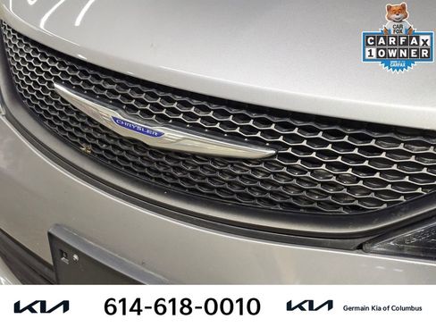 Used 2020 Chrysler Voyager L image 14