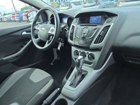 Used 2012 Ford Focus SE image 15