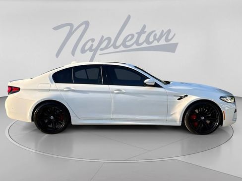 Used 2022 BMW M5 w/ Executive Package AWD/4WD image 4