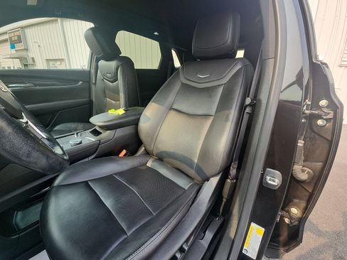 Used 2020 Cadillac XT5 Premium Luxury AWD/4WD image 22