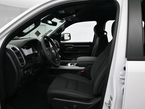 Used 2026 RAM 1500 Big Horn AWD/4WD image 11