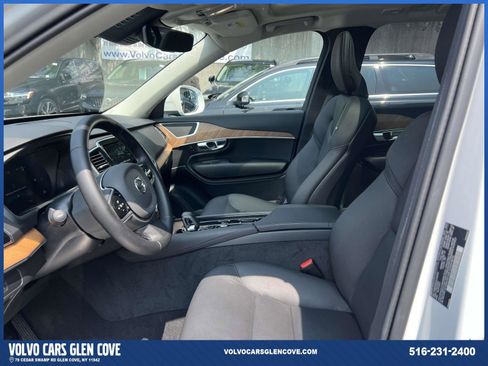 Certified 2025 Volvo XC90 B5 Plus w/ Protection Package Premier image 16