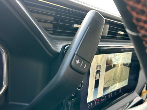 Used 2024 GMC Sierra 2500 AT4 w/ AT4 Premium Plus Package image 38