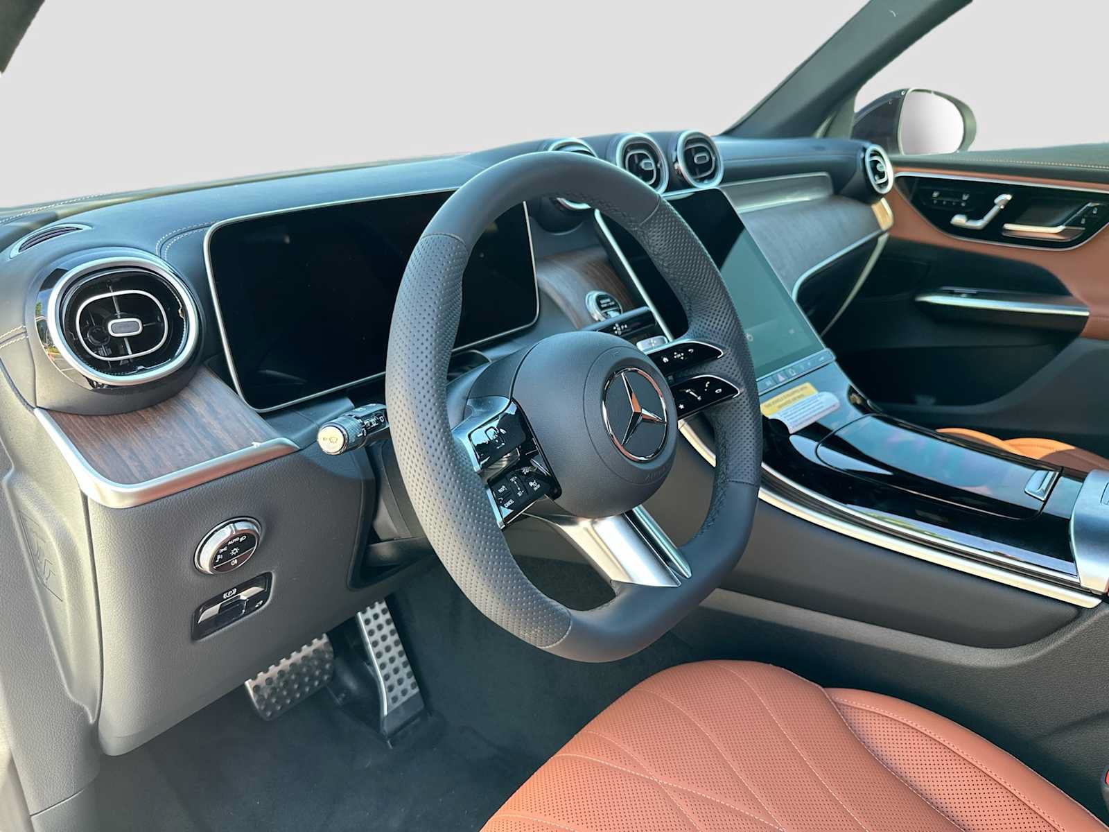 Used 2026 Mercedes-Benz GLC 300 image 9