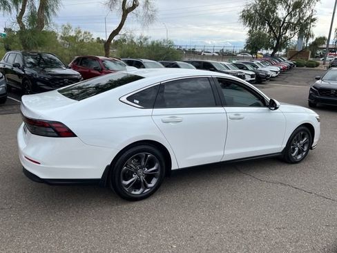 Certified 2023 Honda Accord EX image 21