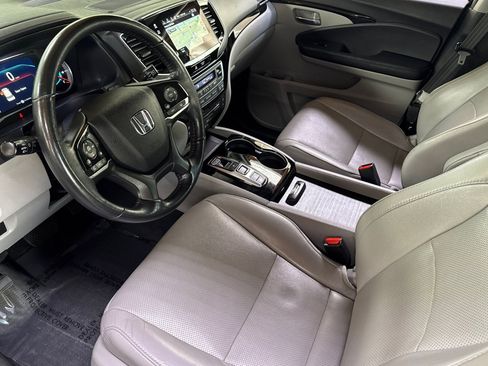 Used 2019 Honda Pilot Elite image 4