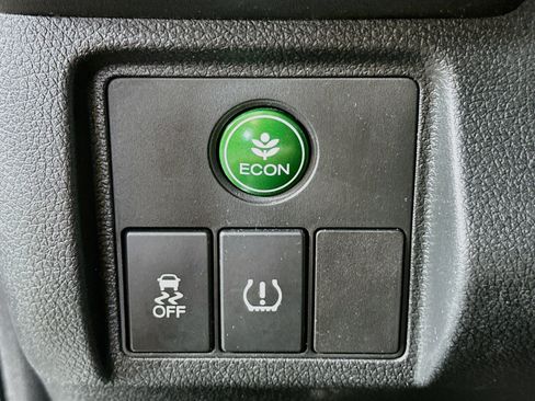 Used 2022 Honda HR-V Sport image 16