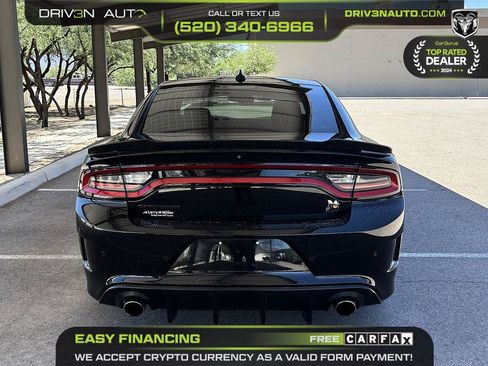 Used 2017 Dodge Charger R/T Scat Pack w/ Beats Audio Group RWD image 6