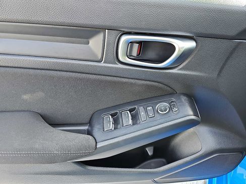 Used 2024 Honda Civic Sport image 12