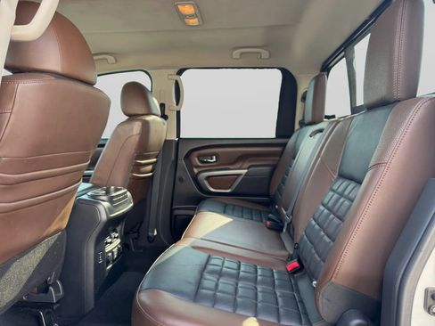 Used 2019 Nissan Titan Platinum Reserve w/ Platinum Utility Package AWD/4WD image 27