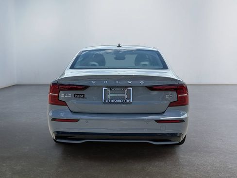 Used 2024 Volvo S60 B5 Plus FWD image 4