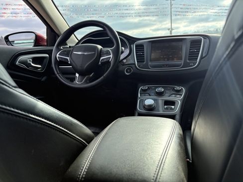 Used 2015 Chrysler 200 C w/ Navigation & Sound Group I image 25