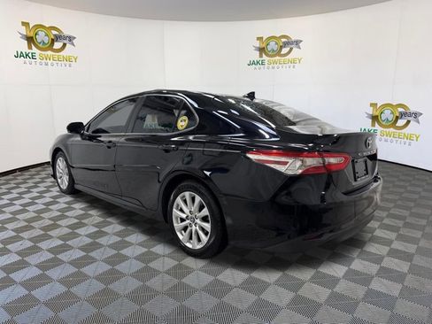 Used 2018 Toyota Camry LE w/ Audio Package FWD image 7
