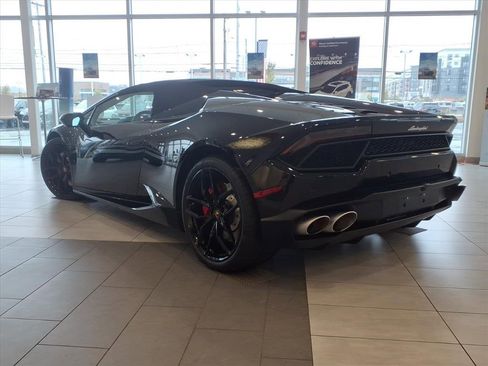 Used 2018 Lamborghini Huracan LP 580-2 image 5
