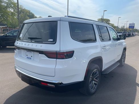 New 2025 Jeep Wagoneer 4WD w/ Convenience Group I image 7