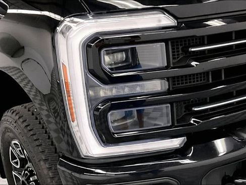 Used 2026 Ford F250 Platinum AWD/4WD image 37