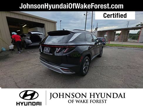 Used 2025 Hyundai Tucson SEL FWD image 13