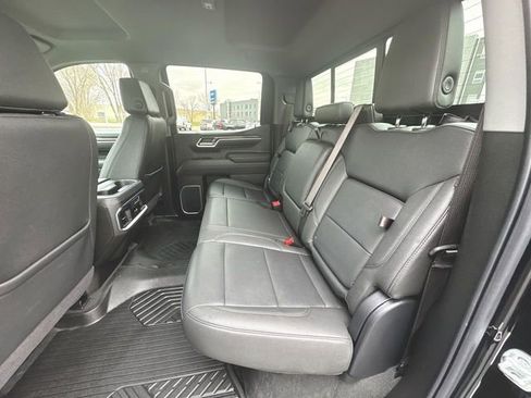 Used 2025 Chevrolet Silverado 1500 LTZ image 25