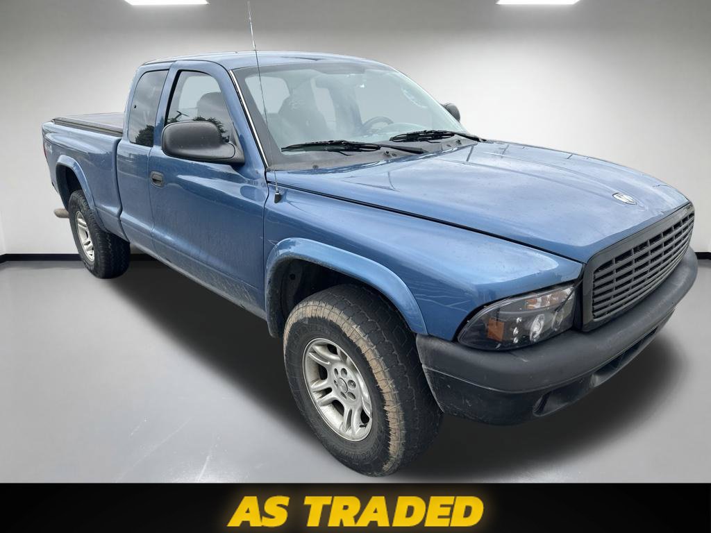 Used 2004 Dodge Dakota Sport w/ Deluxe Convenience Group AWD/4WD image 2