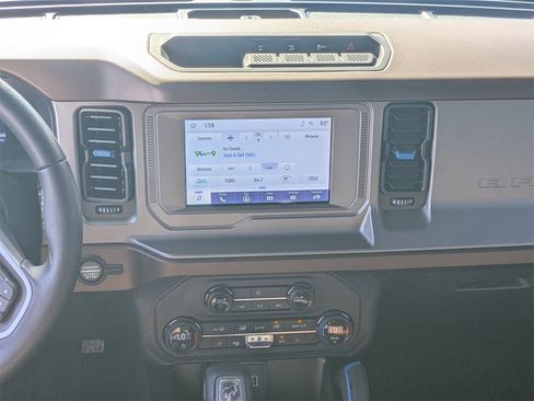Certified 2023 Ford Bronco Outer Banks image 18