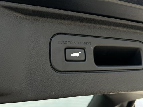 Used 2024 Honda Pilot TrailSport image 38