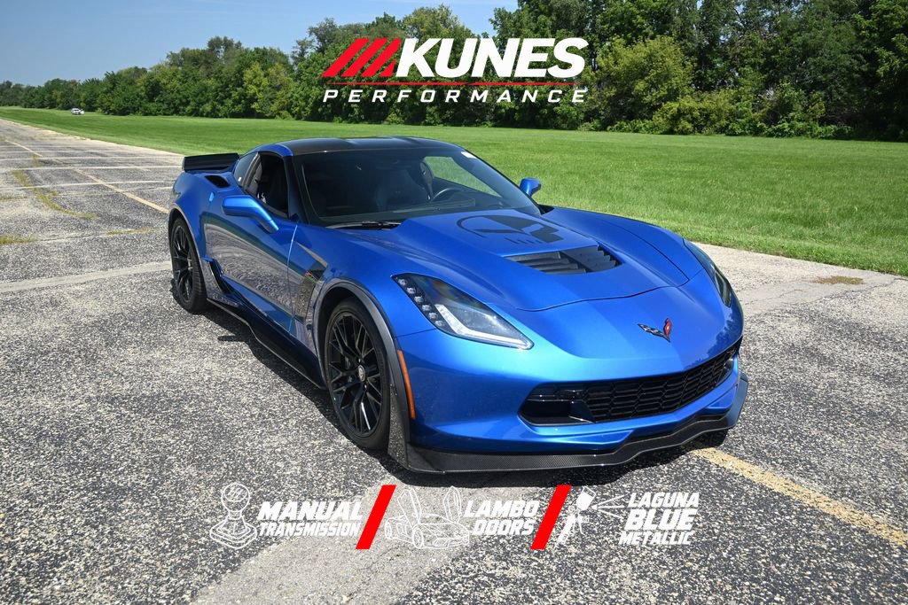 Used 2016 Chevrolet Corvette Z06 w/ 3LZ Preferred Equipment Group RWD image 4