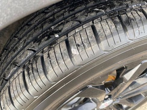 Certified 2019 GMC Terrain SLE w/ Driver Convenience Package image 23