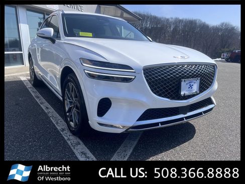 Used 2022 Genesis GV70 2.5T w/ Select Package AWD/4WD image 7