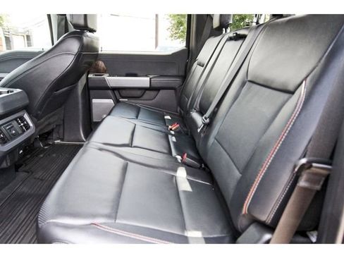 Used 2024 Ford F250 Lariat w/ Black Appearance Package AWD/4WD image 12