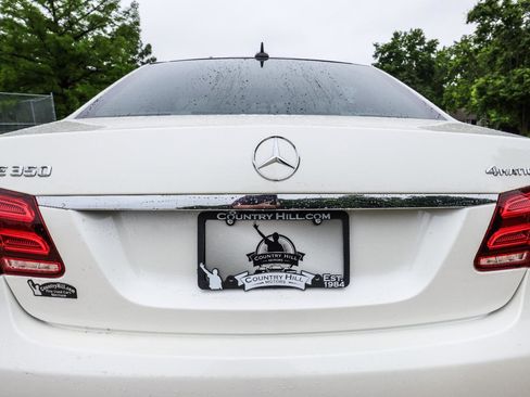 Used 2016 Mercedes-Benz E 350 4MATIC Sedan image 36