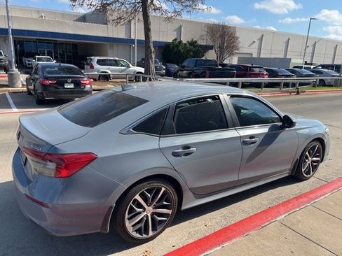 Used 2024 Honda Civic Touring image 6