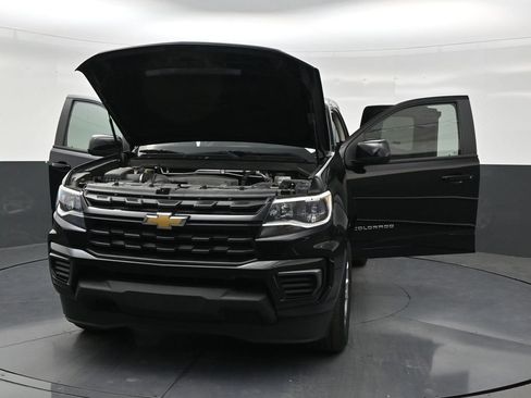 Used 2022 Chevrolet Colorado LT RWD image 32