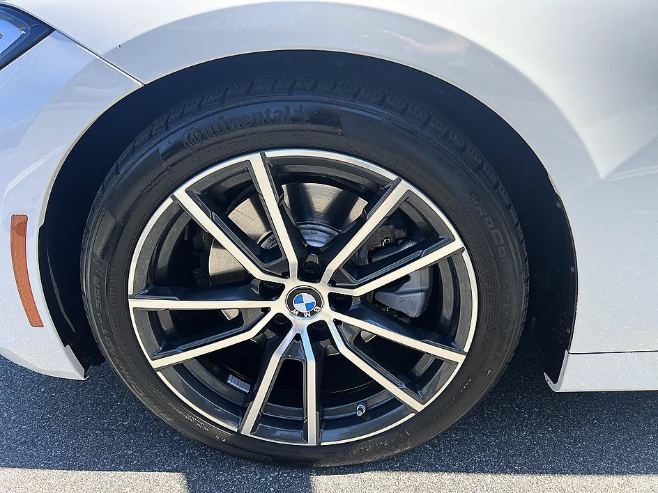 Used 2024 BMW 430i Convertible RWD image 9
