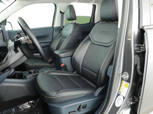 Certified 2025 Ford Maverick Lobo AWD/4WD image 9