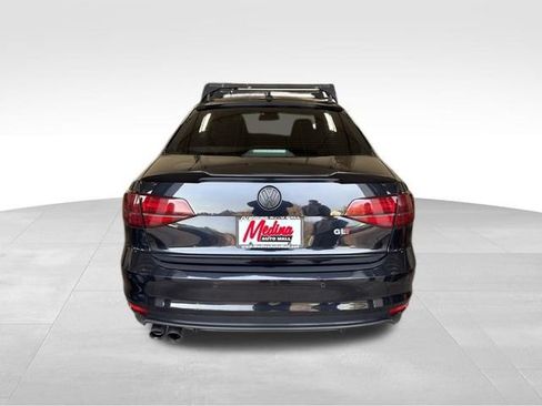 Used 2016 Volkswagen Jetta GLI SE image 6