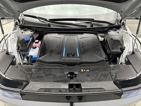 Used 2023 Hyundai Ioniq 5 Limited w/ Cargo Package image 28