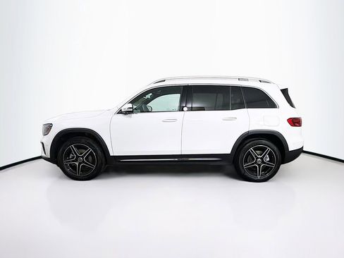 New 2026 Mercedes-Benz GLB 250 4MATIC image 4