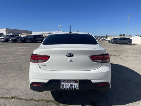 Used 2020 Kia Rio LX image 4