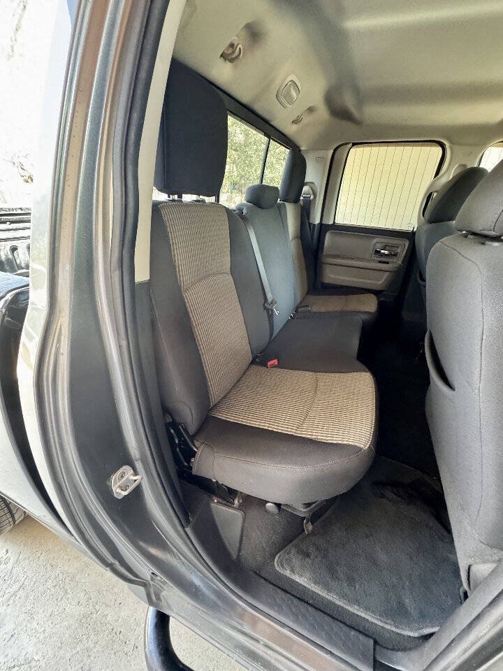 Used 2012 RAM 1500 Lone Star RWD image 17