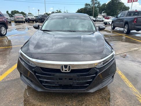 Used 2018 Honda Accord LX image 5