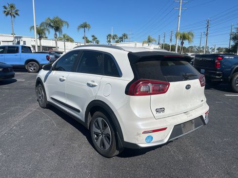 Used 2018 Kia Niro LX image 5