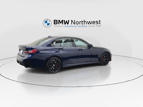 New 2026 BMW 330i xDrive Sedan w/ M Sport Package AWD/4WD image 4