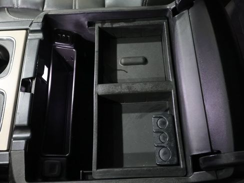 Used 2018 GMC Sierra 1500 Denali image 30