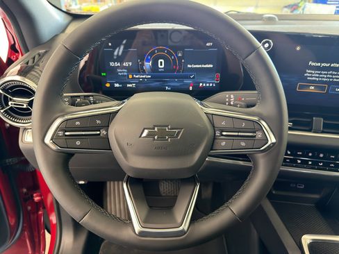 New 2026 Chevrolet Equinox LT AWD/4WD image 15