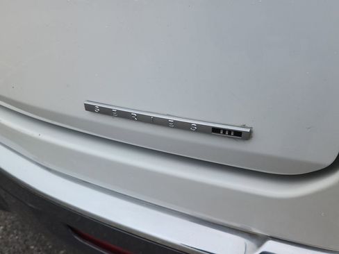 Used 2022 Jeep Wagoneer Series III w/ Flexible Seating Group image 15