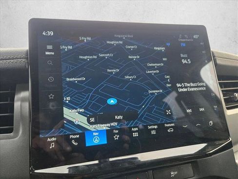 Used 2024 Ford Expedition Max XLT image 10