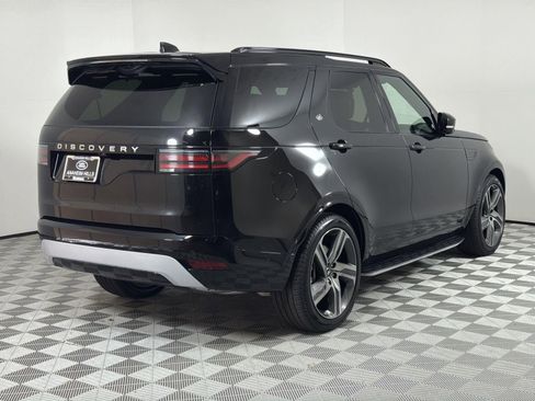 New 2026 Land Rover Discovery Limited Edition image 5
