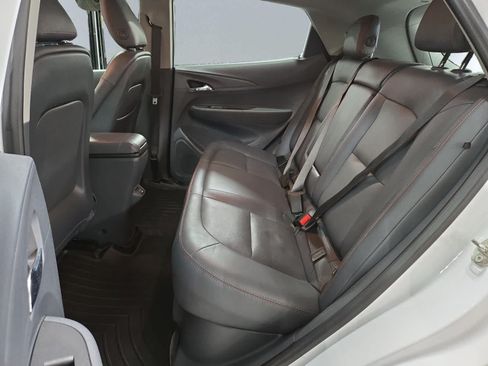 Used 2019 Chevrolet Bolt Premier w/ Infotainment Package FWD image 19
