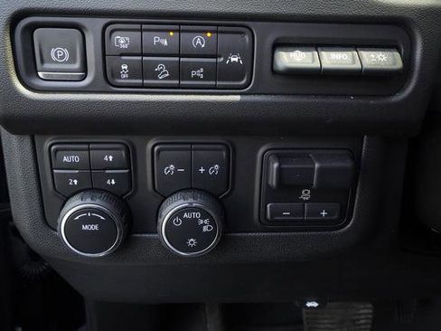 Used 2024 Chevrolet Tahoe High Country w/ Advanced Technology Package AWD/4WD image 14